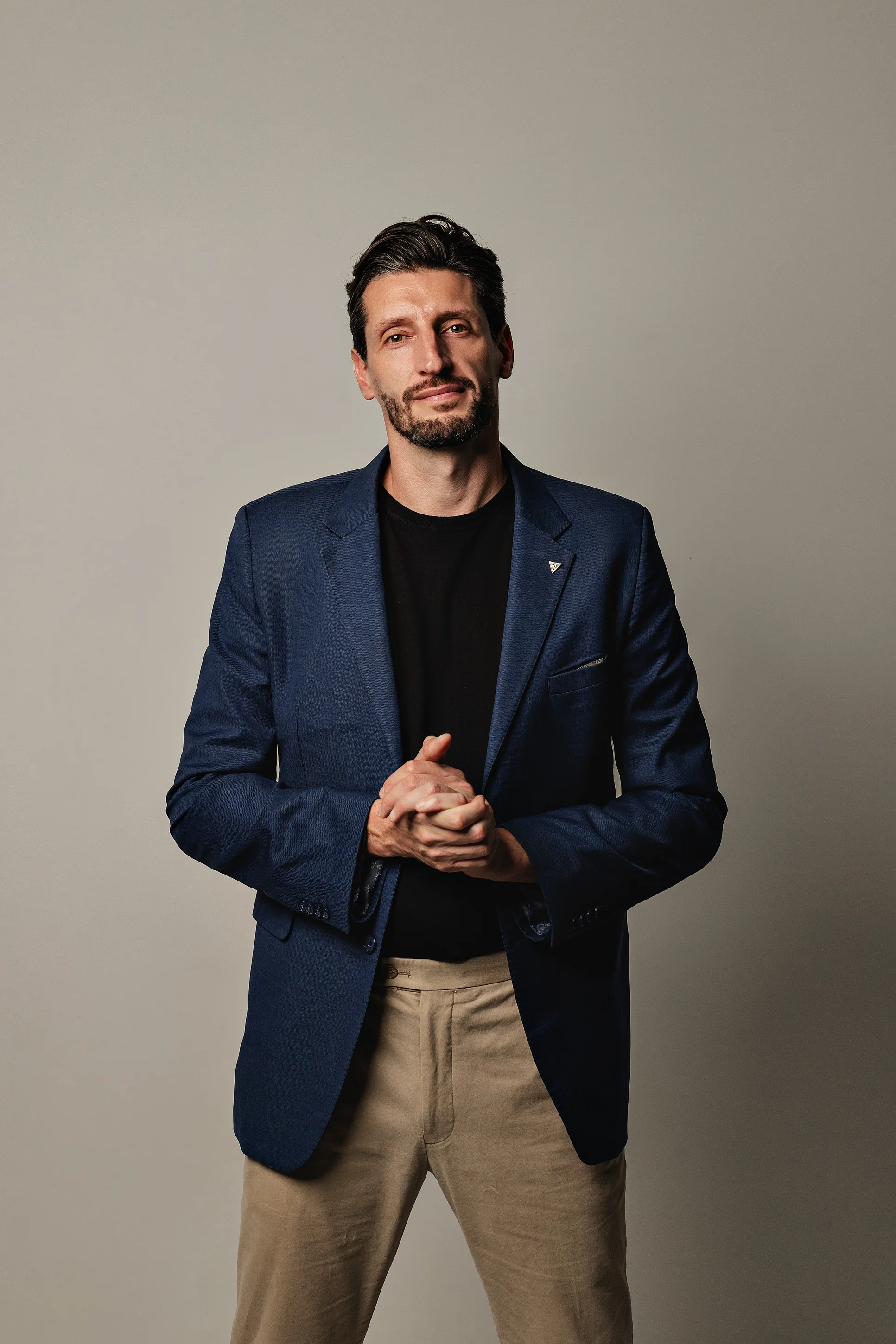 Capa de Roberto Minuzzi Jr.